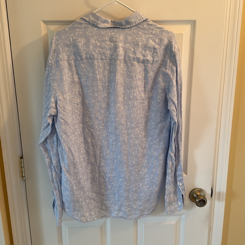 Club Monaco 100% linen button down shirt - Picture 8 of 12